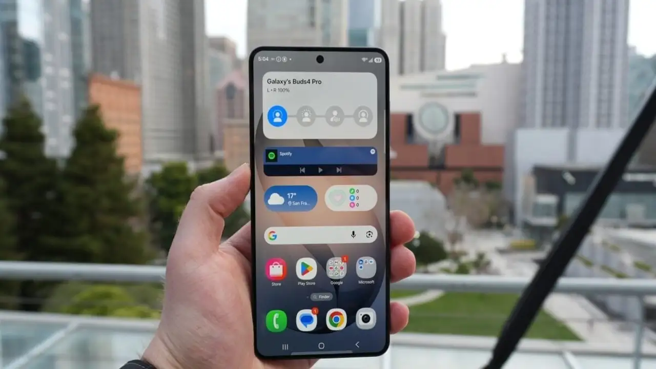 سامسونج تعتمد شاشات BOE في هاتف Galaxy S27 لتقليل التكاليف